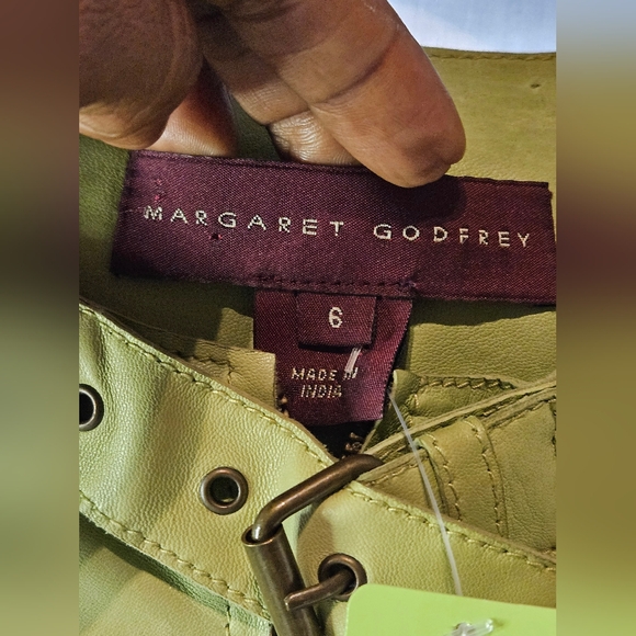 MARGARET GODFREY/St. John Olive Green Leather Zip Front Lined Jacket Size 6 - Picture 3 of 11